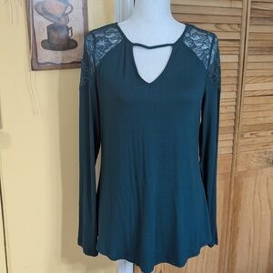 NWT Maurices Elegant Lace Detail Green Top M